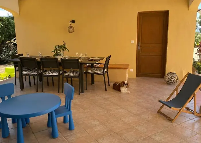 Le Boulou Guest house