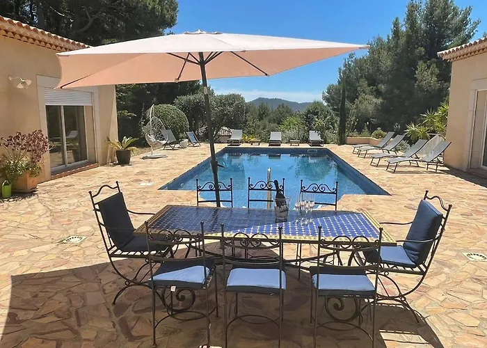 Le Boulou بيت ضيافة سا سيرْ سور مير